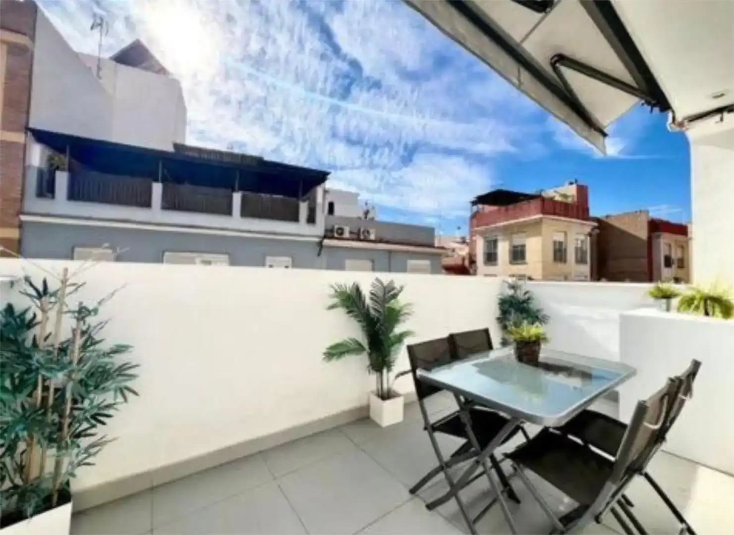 Terrassa de Casa adosada en venda en Málaga amb Aire condicionat i Moblat