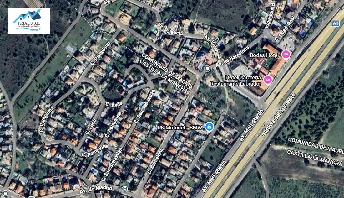 Exterior view of Houses for sale in Casarrubios del Monte  with Community pool