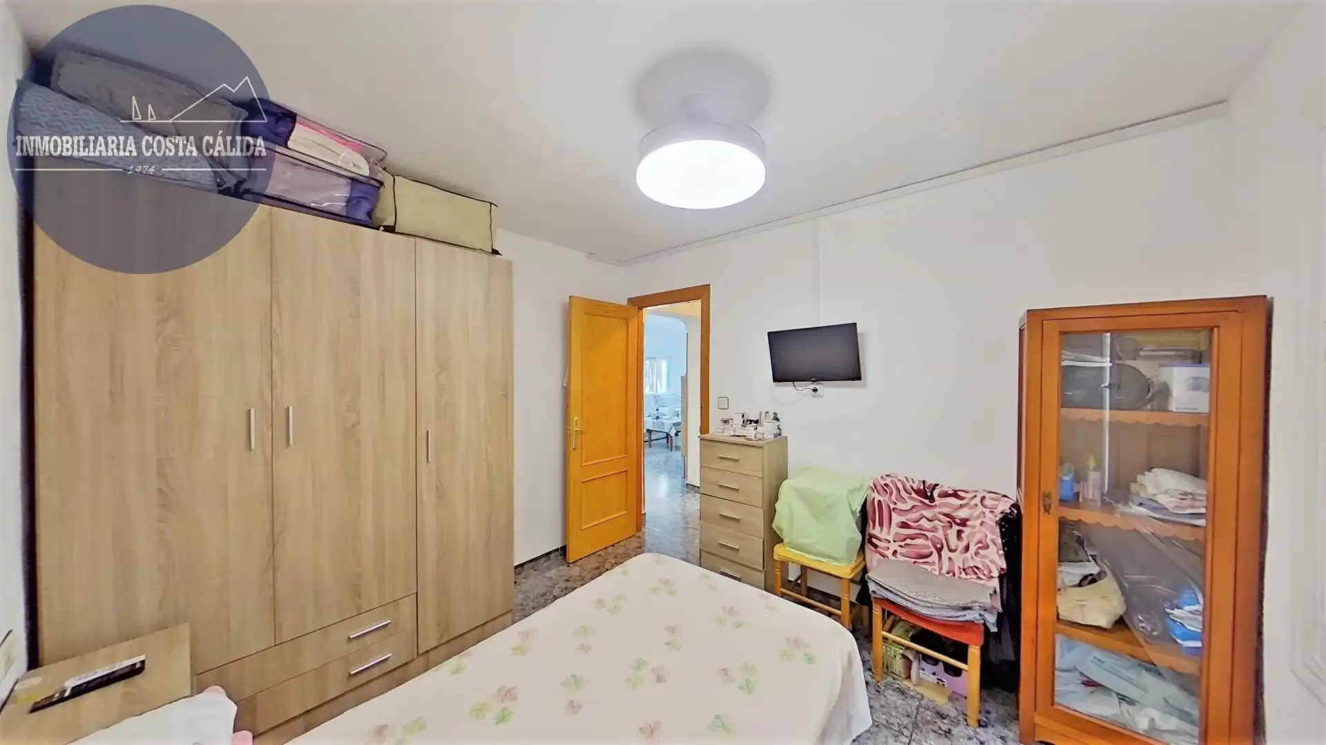 Schlafzimmer von Einfamilien-Reihenhaus zum Verkauf in Casco Antiguo