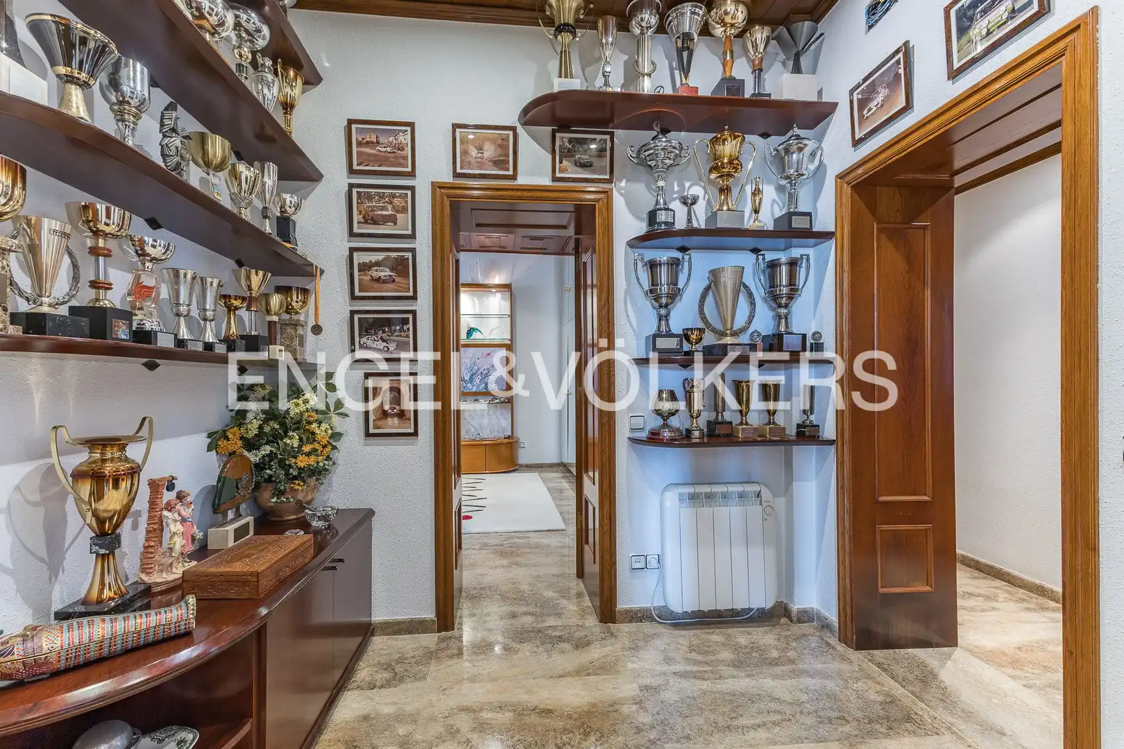 Country house zum Verkauf in Barcelona mit Heizung, Parkett und Terrasse