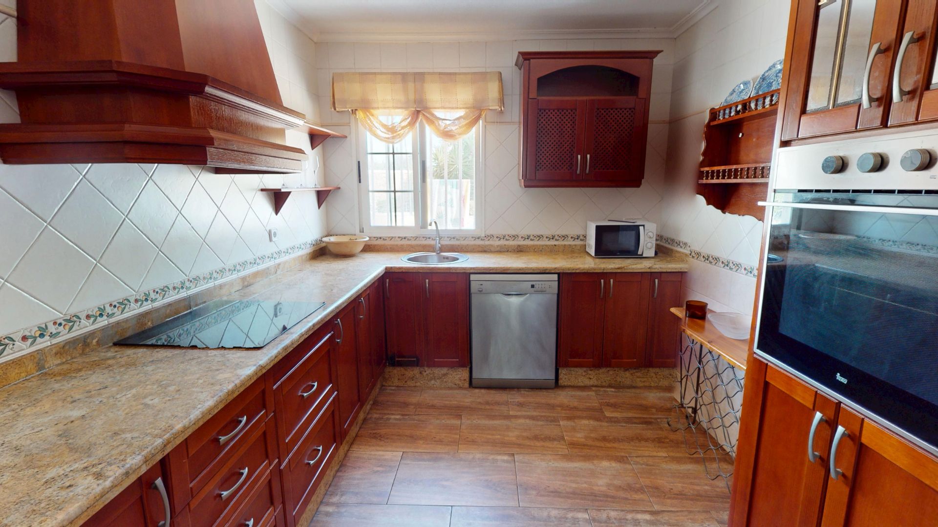 Cocina de Casa o chalet en venta en Crevillent con Jardín privado, Terraza y Trastero