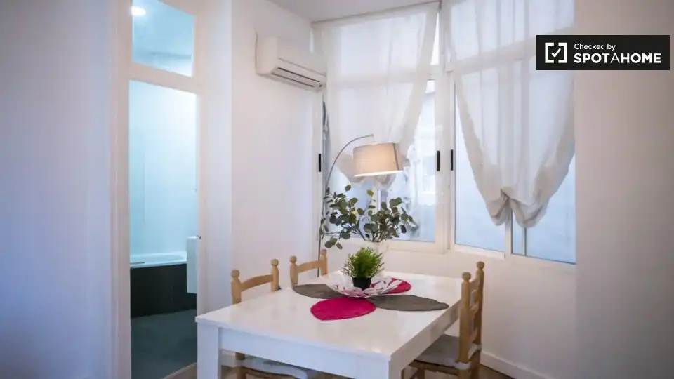 Comedor de Piso de alquiler en Valencia con Aire acondicionado, Calefacción y Amueblado