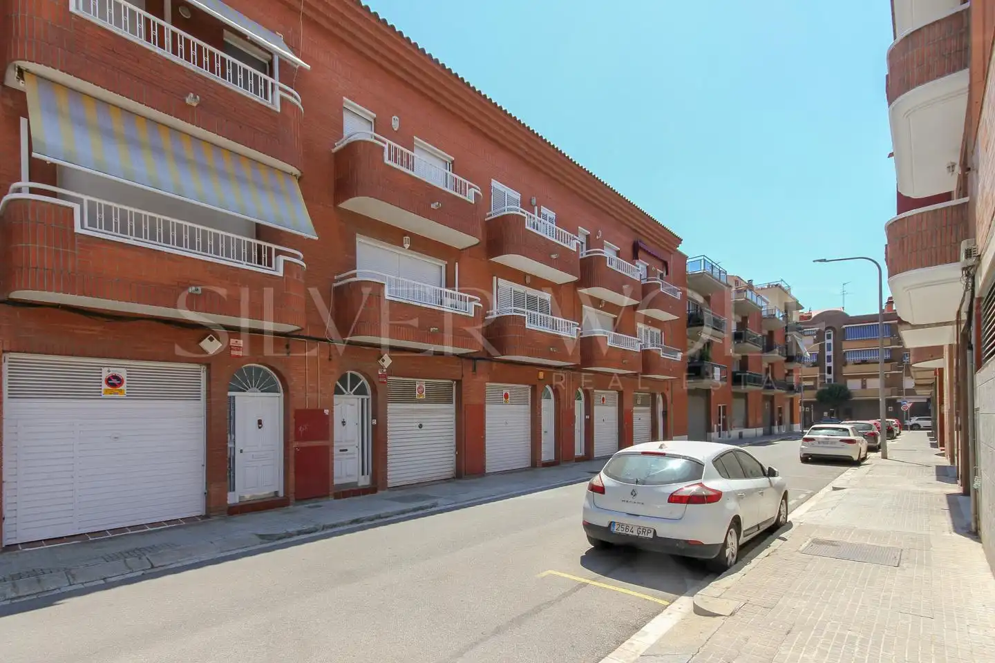 Vista exterior de Casa adosada en venta en El Prat de Llobregat con Aire acondicionado, Calefacción y Terraza