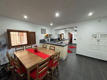 Maison avec balcon à vendre à Calle de la Iglesia 1D
