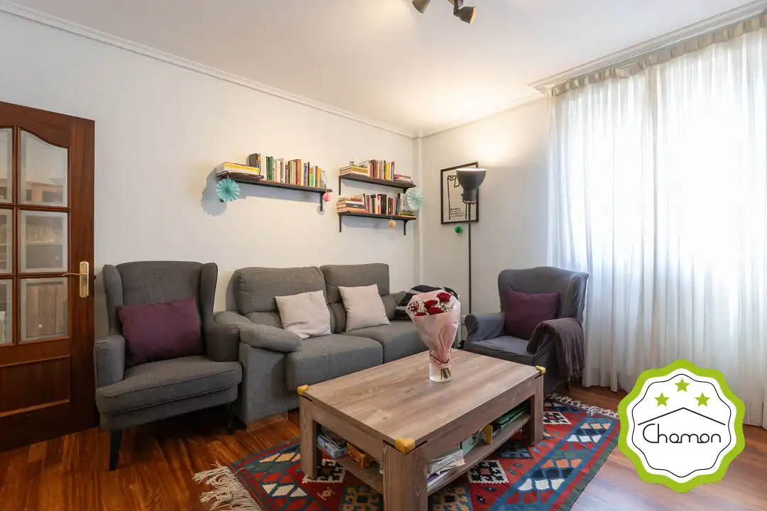 Flat for sale in Artatzu - Larraskitu