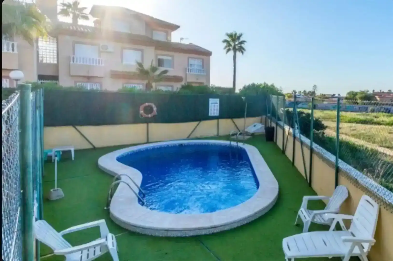 Piscina de Casa adosada en venda en Torrevieja amb Aire condicionat