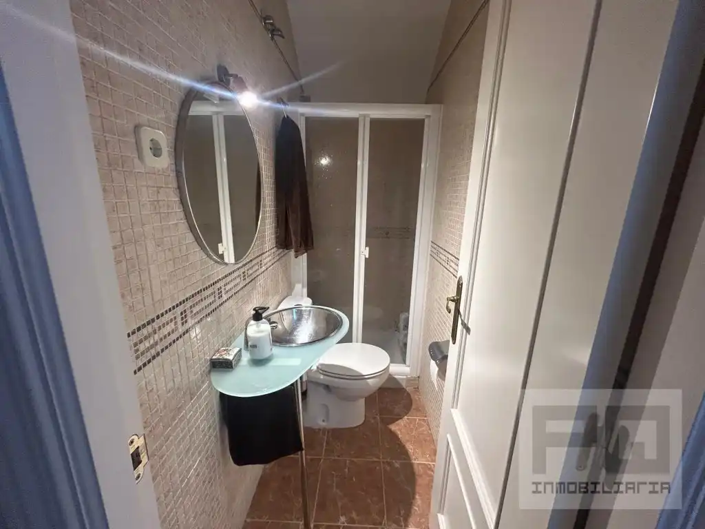 Bathroom of Houses for rent in Las Navas del Marqués 