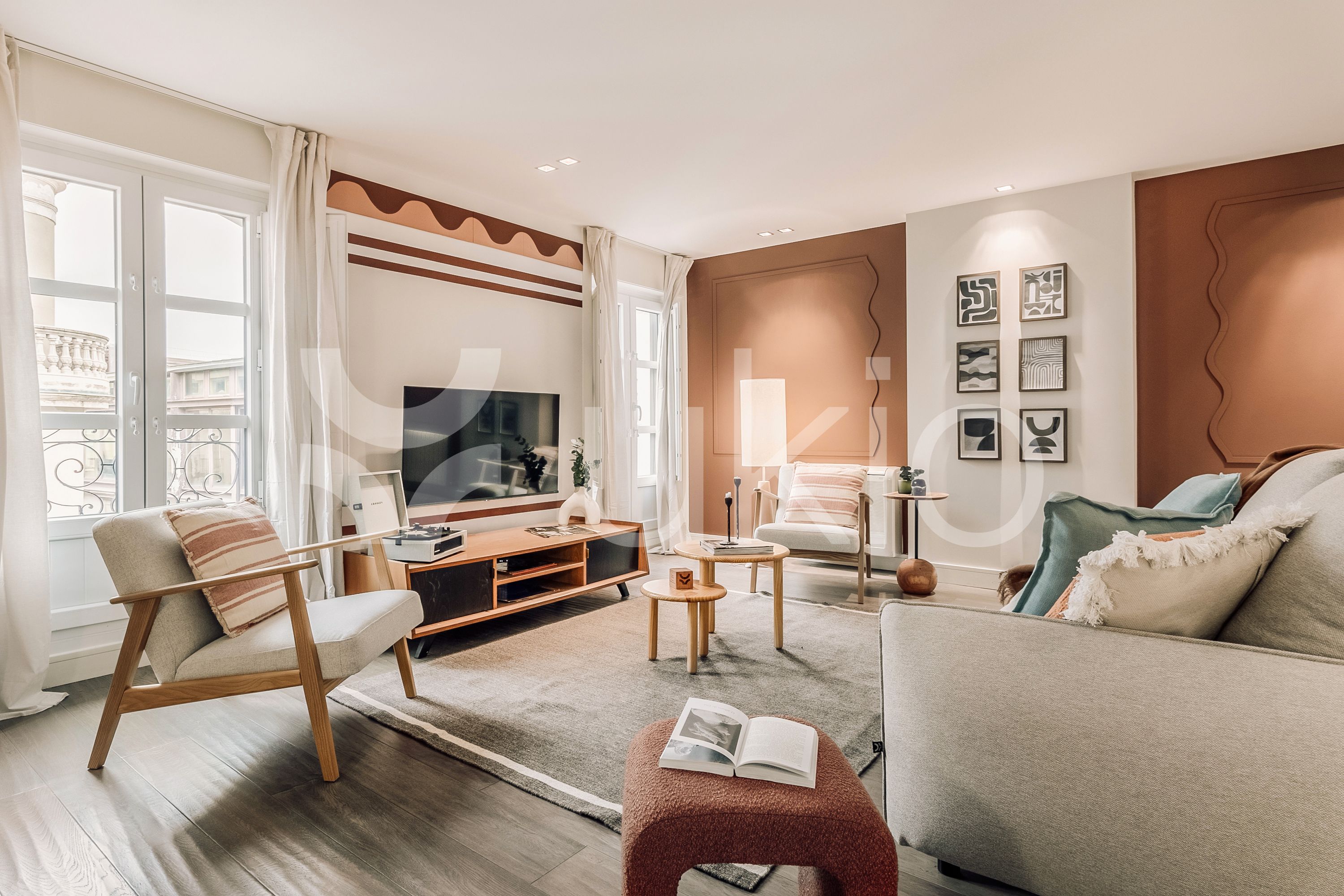 Sala de estar de Apartamento de alquiler en  Madrid Capital con Aire acondicionado, Calefacción y Amueblado
