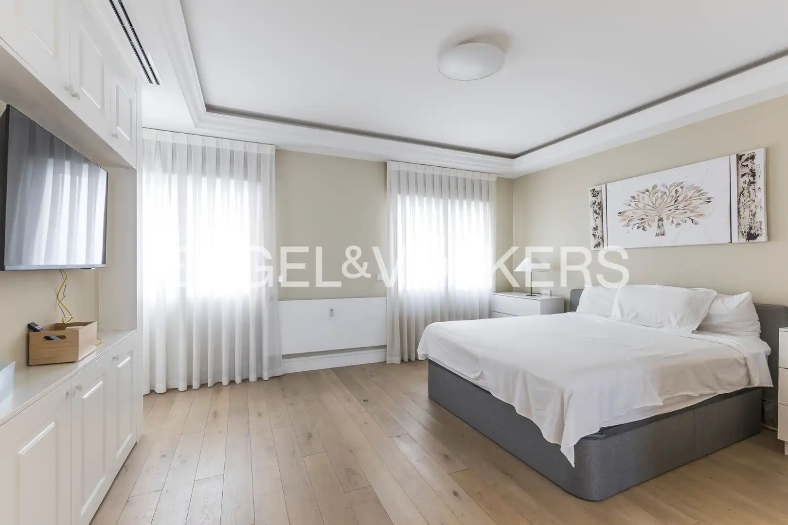 Flat with terrace to rent in Diego de León, imagen 38