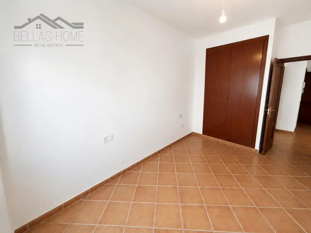 Habitación de Piso en venta en Estepona con Balcón