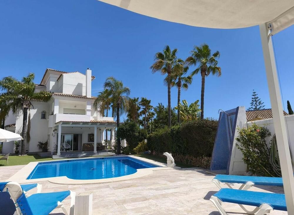 Garden of House or chalet to rent in Estepona  with Air Conditioner, Heating and Private garden