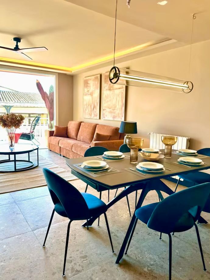 Dining room of Attic to rent in  Granada Capital  with Air Conditioner, Heating and Furnished