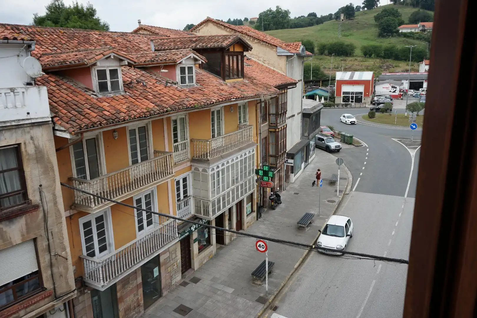 Vista exterior de Pis en venda en Cabezón de la Sal amb Calefacció i Terrassa