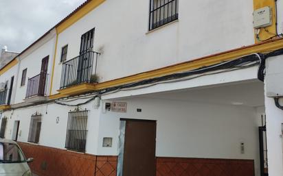 Exterior view of Single-family semi-detached for sale in Utrera