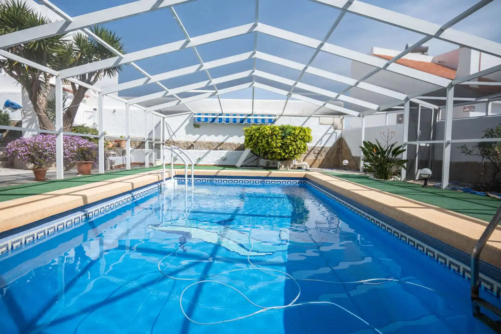 Piscina de Casa o xalet en venda en Mojácar amb Aire condicionat, Calefacció i Jardí privat