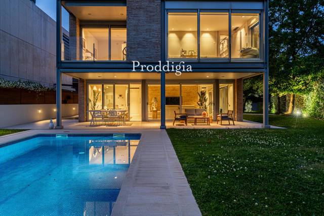 Casa-chalet en Venta en Arxiu