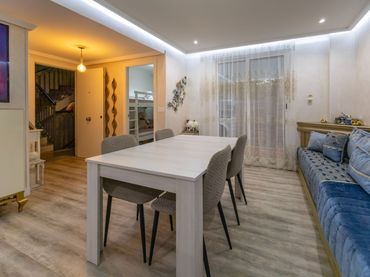 Piso con ascensor en venta en El Real
