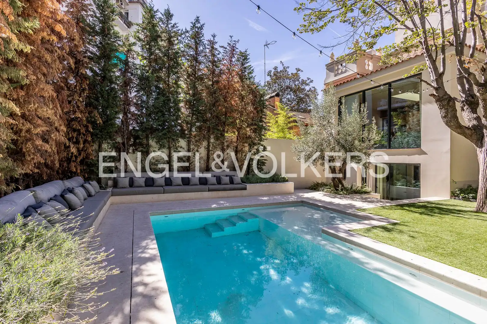 Casa con piscina en venta en Avenida Alemania-Italia, imagen 6