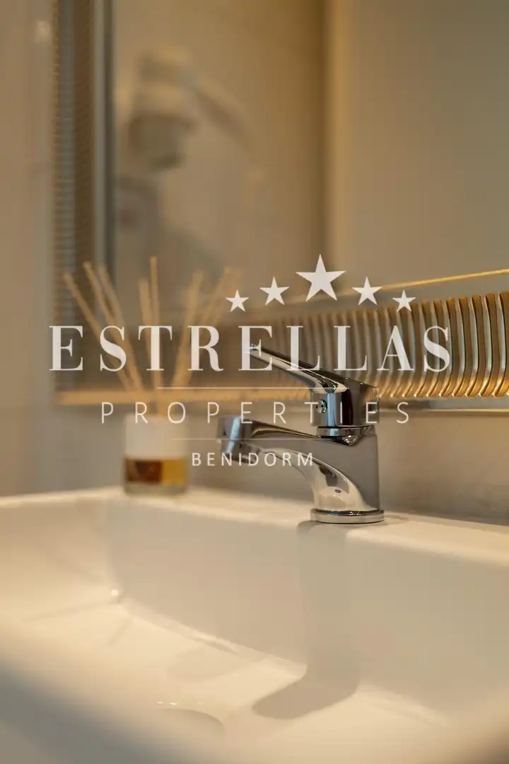 Habitación de Apartamento en venta en Benidorm