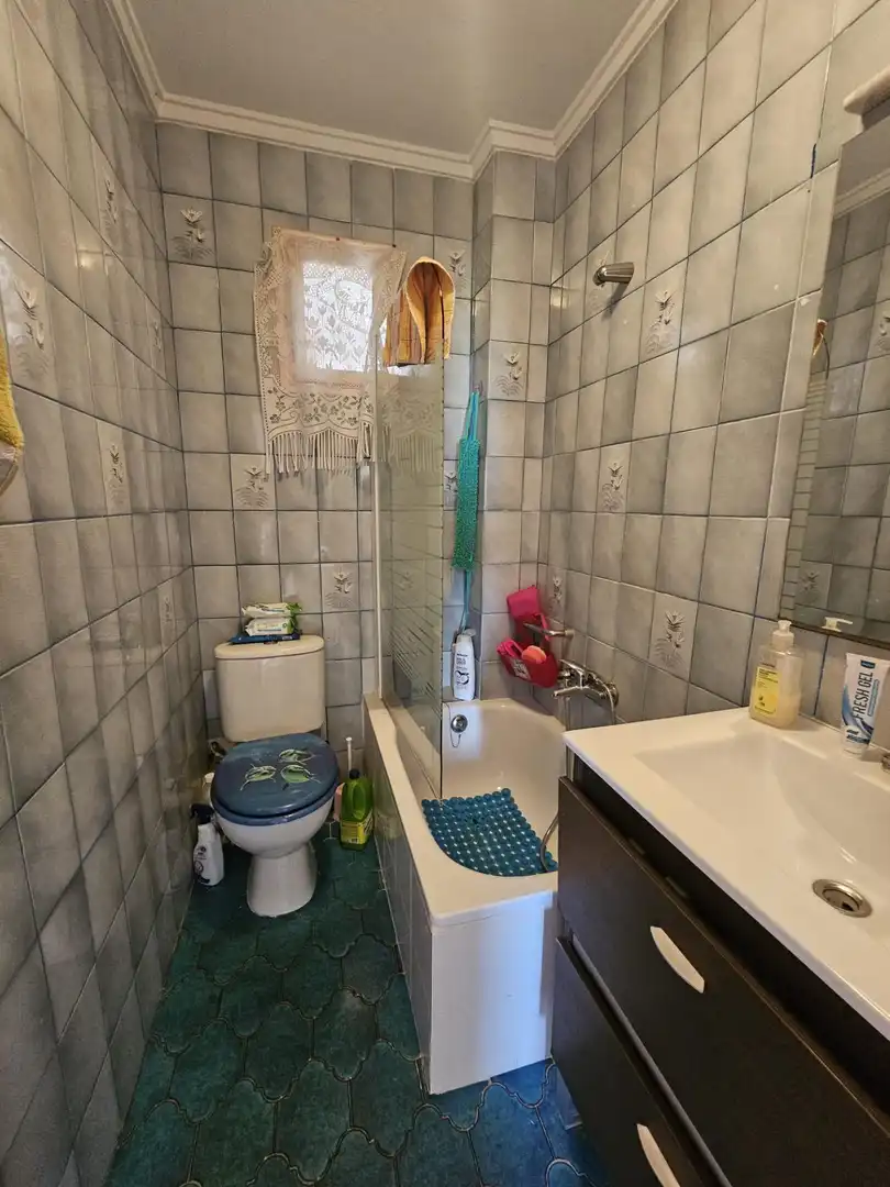 Baño de Piso en venta en Valencia con Aire acondicionado y Amueblado