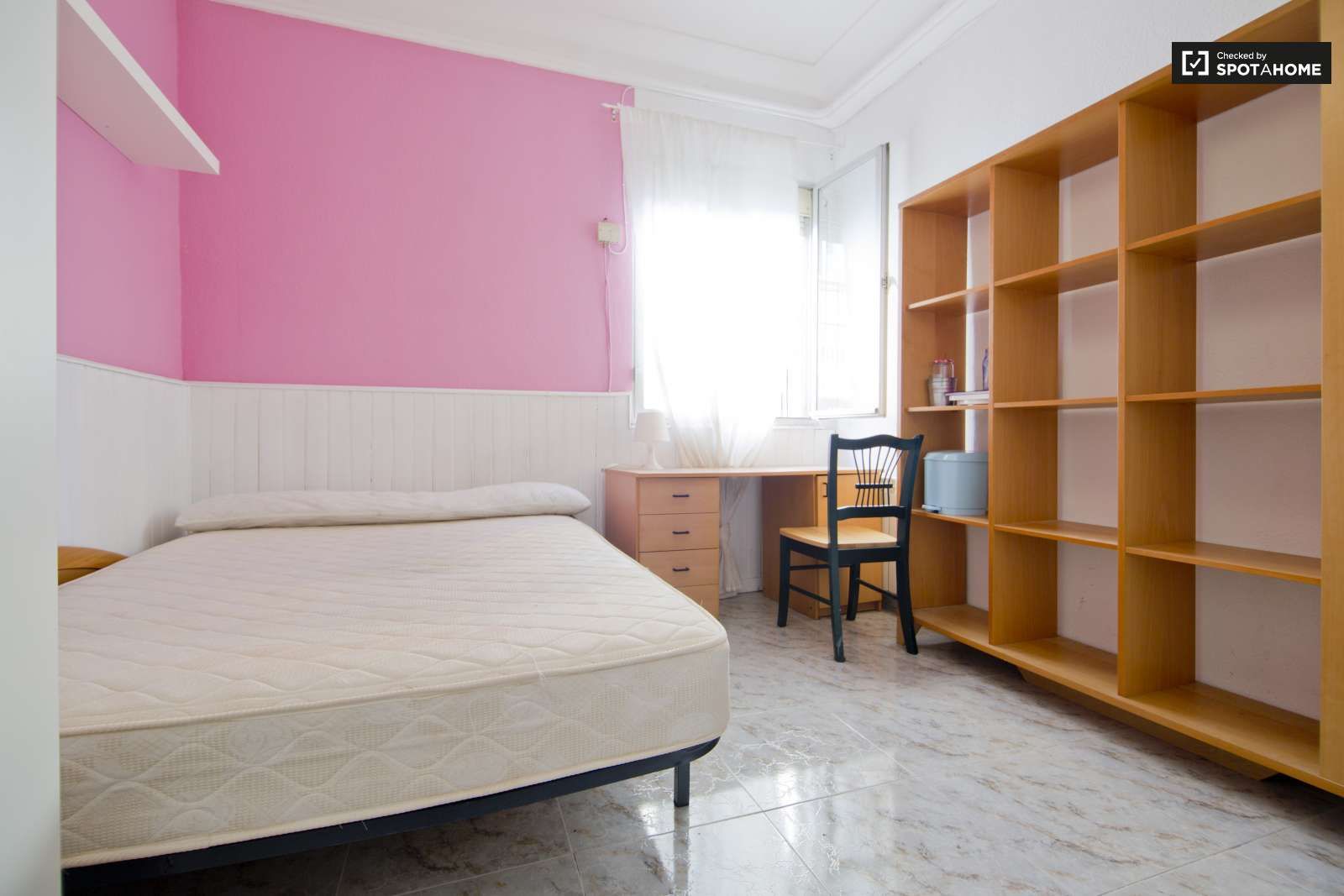 Flat to share in Puerta del Ángel