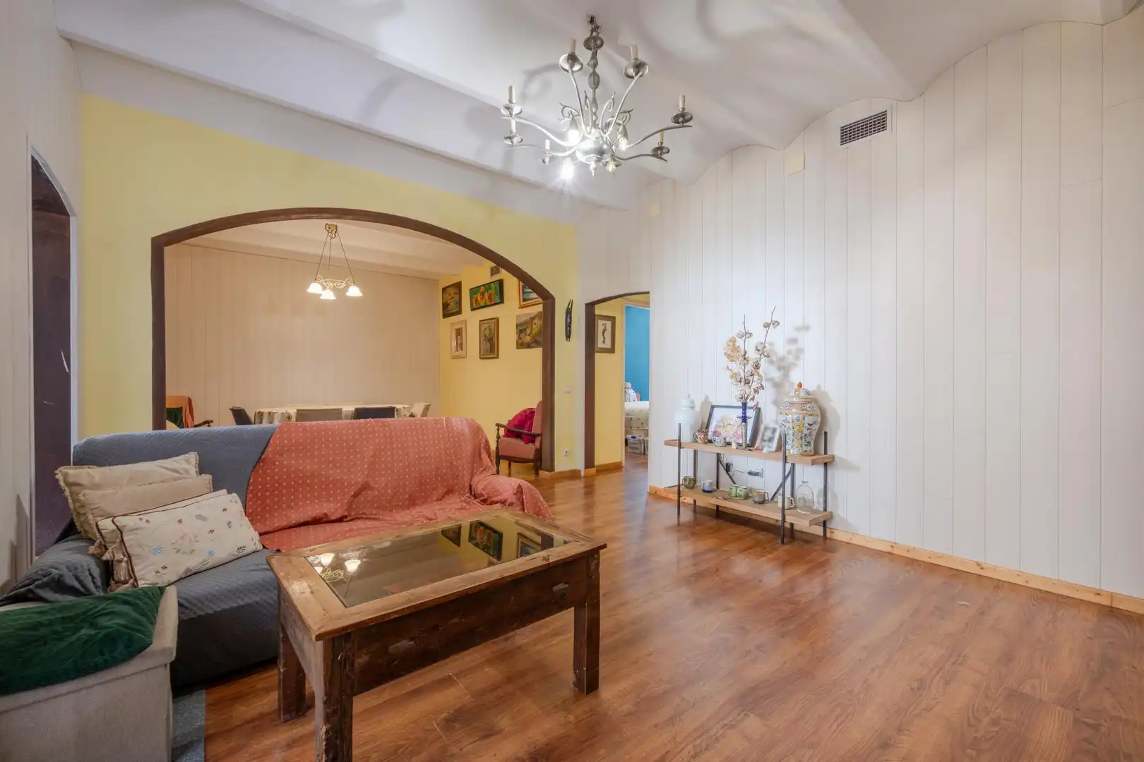 Sala de estar de Piso en venta en Girona con Parquet