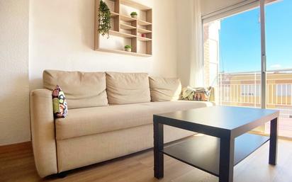 Living room of Flat to rent in  Madrid Capital  with Heating, Parquet flooring and Terrace