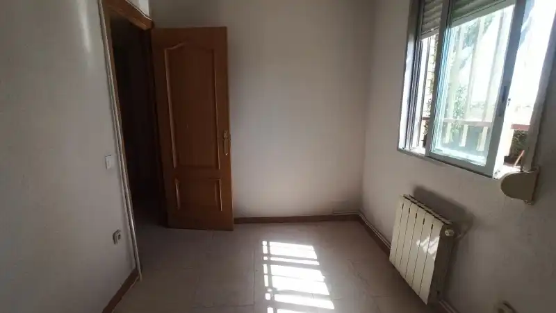 Bedroom of Flat for sale in Fuenlabrada