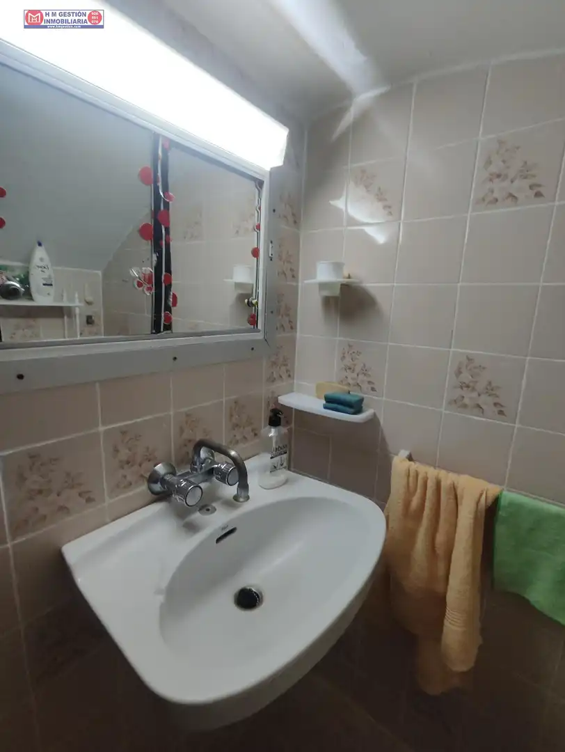 Badezimmer von Einfamilien-Reihenhaus zum Verkauf in Alcázar de San Juan mit Klimaanlage