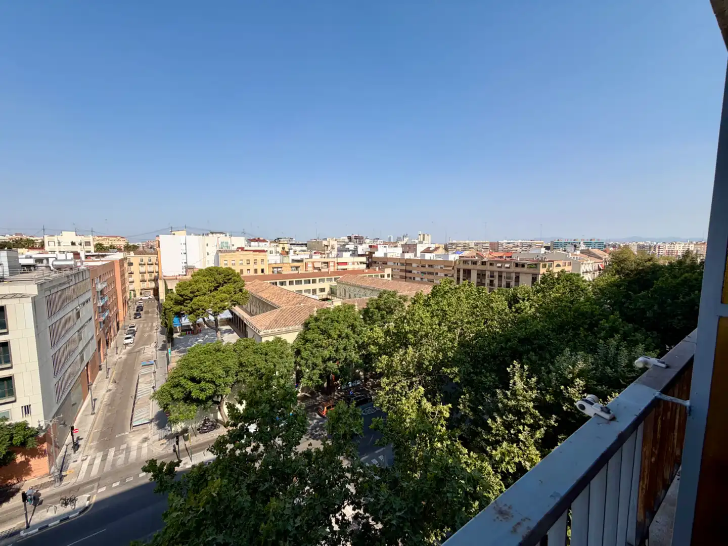 Vista exterior de Pis en venda en Valencia amb Aire condicionat, Terrassa i Moblat