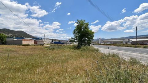 Se vende gran terreno rústico con opción industrial en Padul