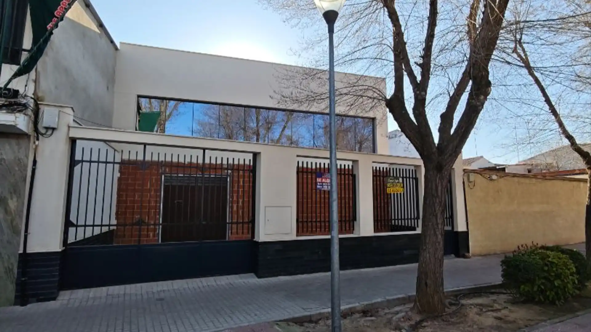 Vista exterior de Local de alquiler en Tomelloso con Terraza