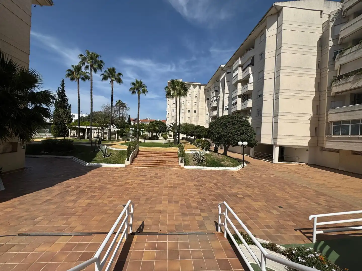 Exterior view of Flat for sale in Jerez de la Frontera  with Air Conditioner, Private garden and Terrace