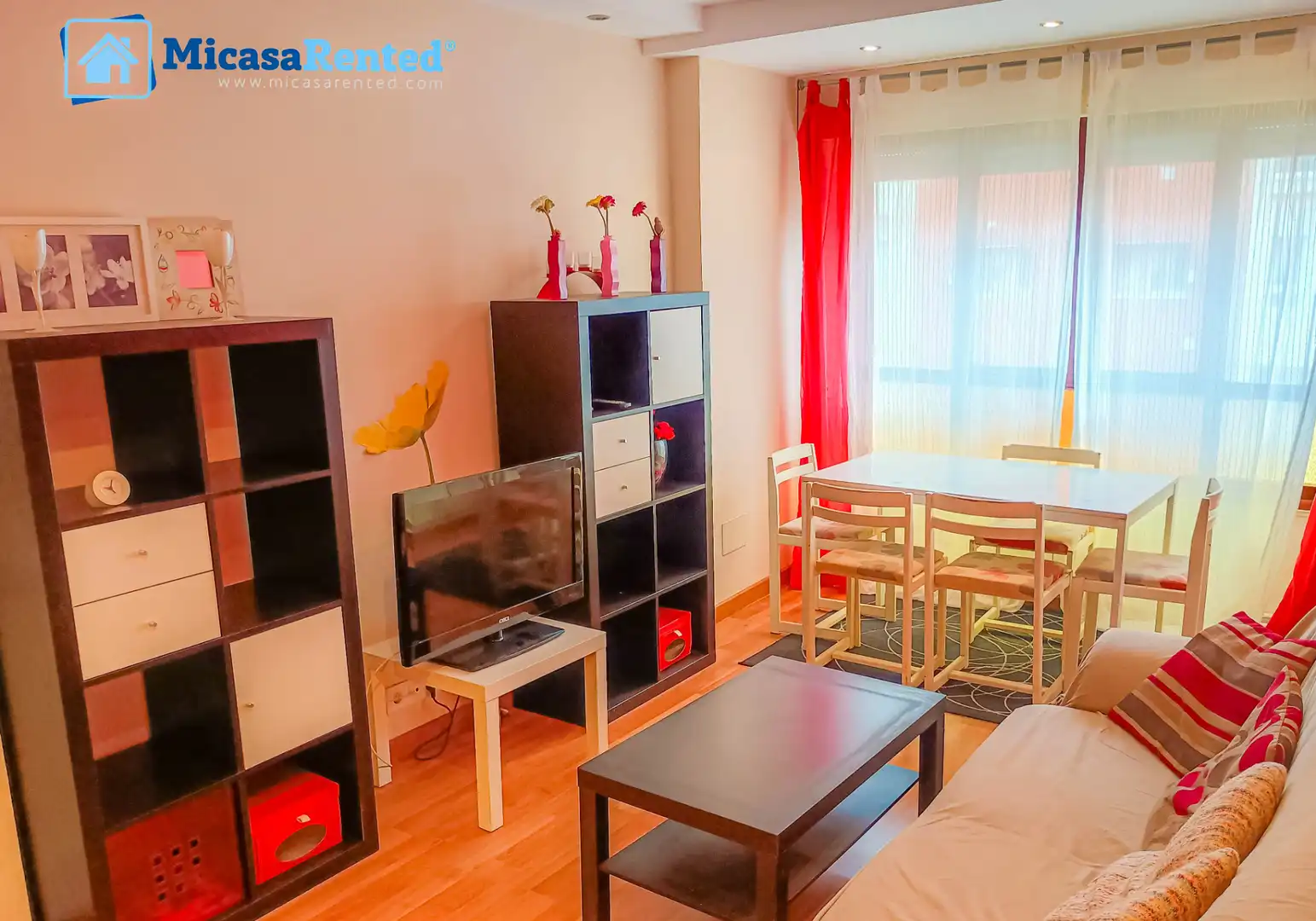 Sala d'estar de Pis de lloguer en Santander amb Calefacció, Moblat i Rentadora
