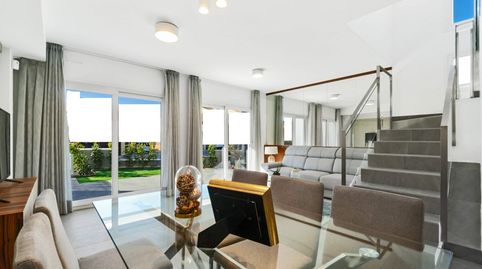 BUNGALOW CON PISCINA