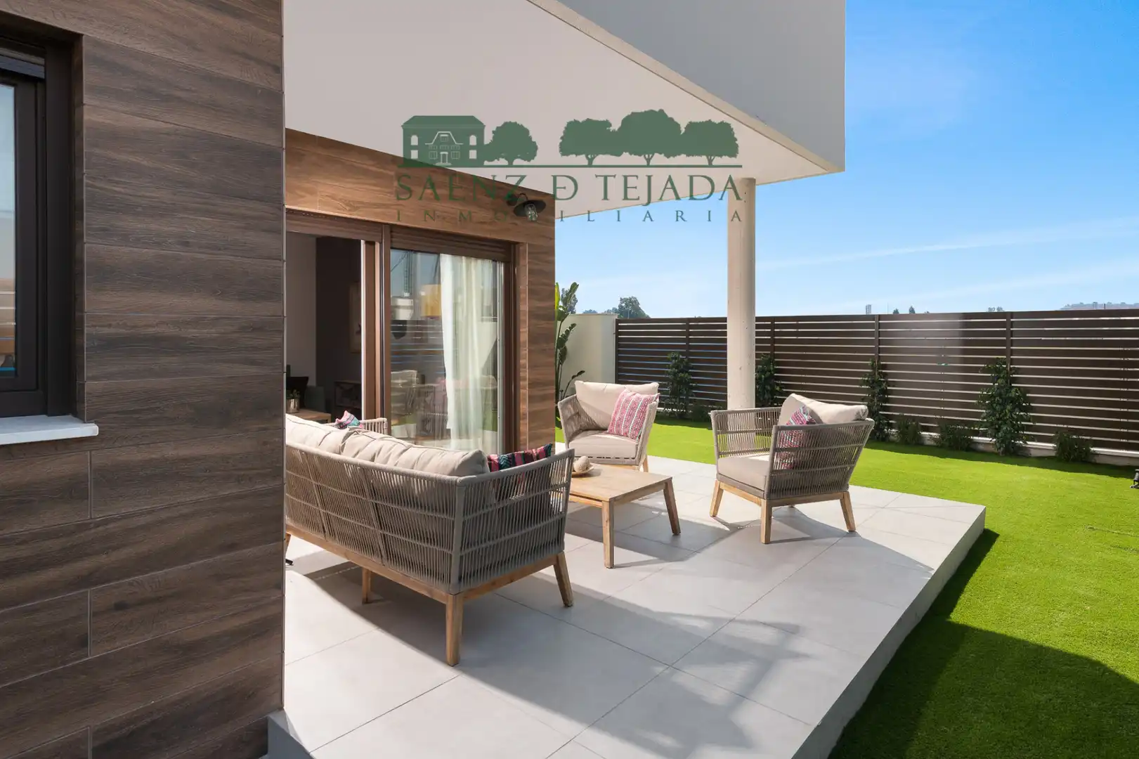 Terraza de Casa o chalet de alquiler en Dos Hermanas con Aire acondicionado, Calefacción y Jardín privado