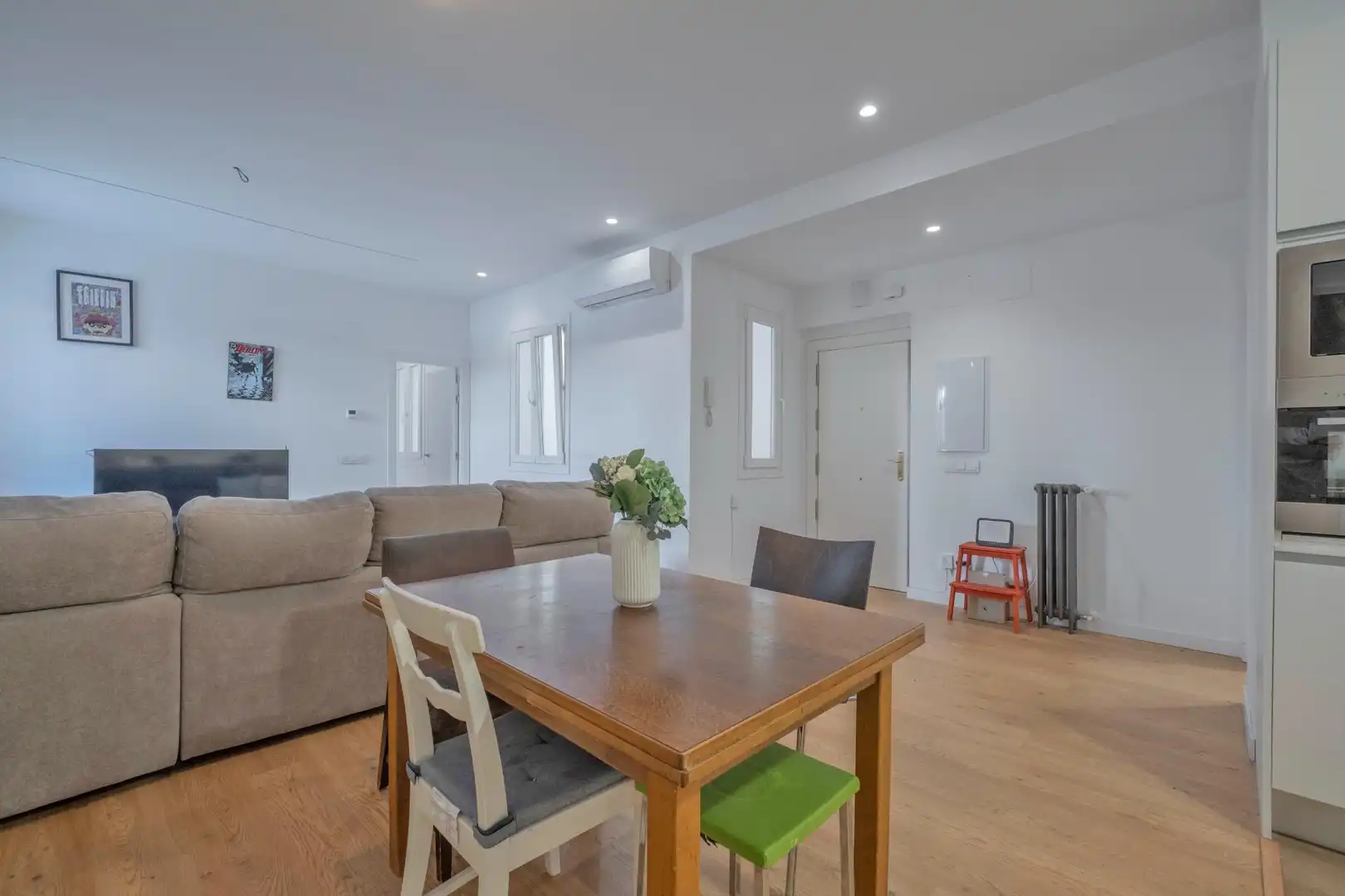 Flat with lift for sale in JOAQUIN COSTA, imagen 3