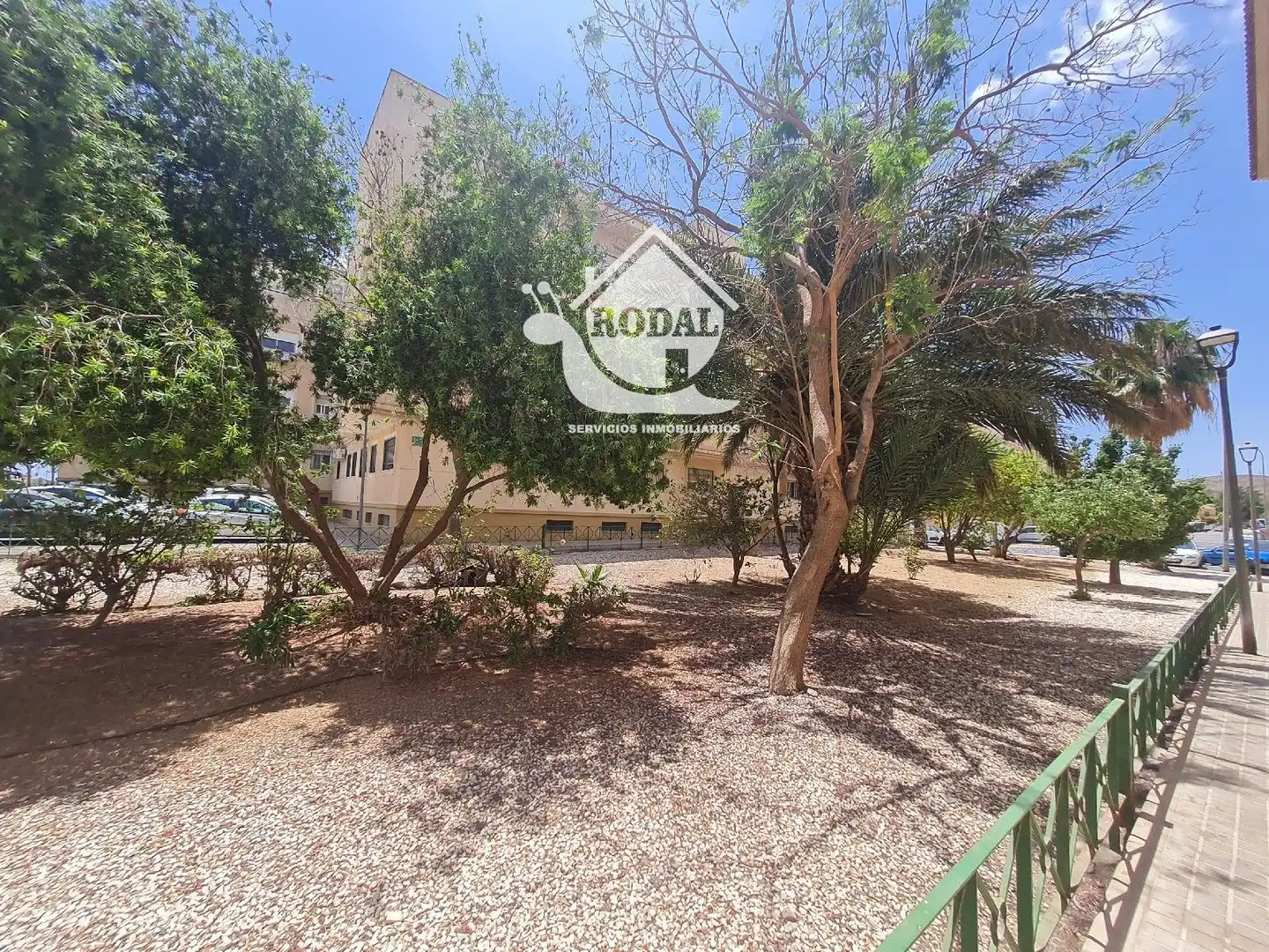 Vista exterior de Piso en venta en Huércal de Almería con Aire acondicionado, Calefacción y Parquet