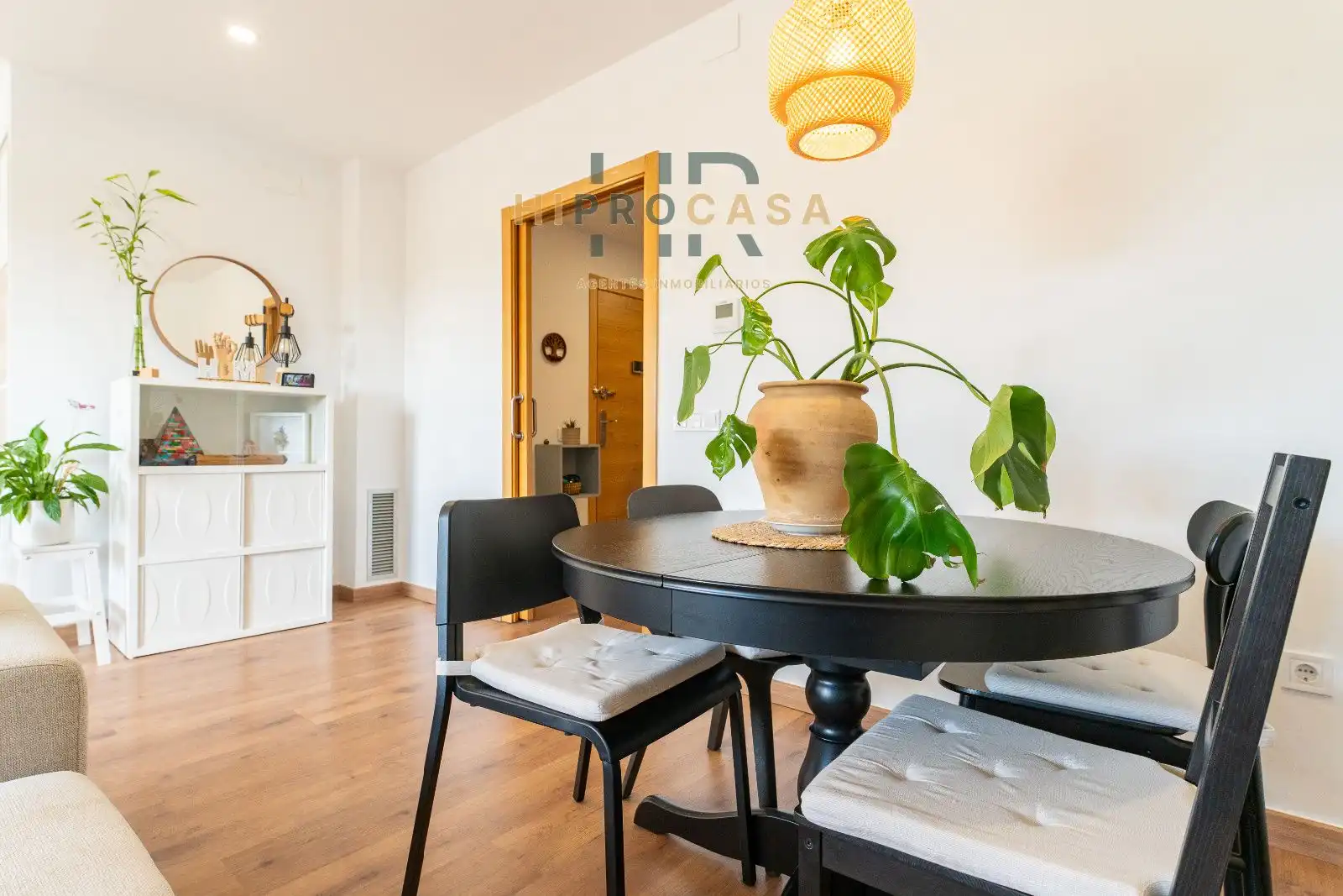 Dining room of Flat for sale in Vinyols i els Arcs  with Air Conditioner, Heating and Storage room