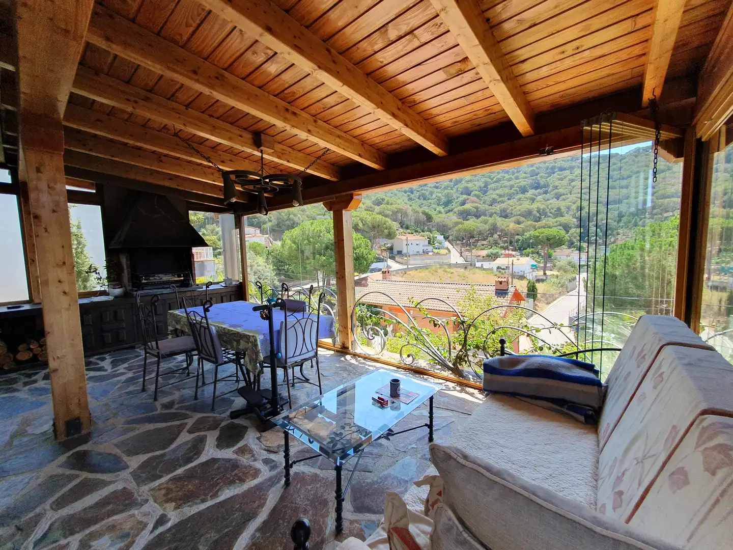 Casa amb terrassa en venda a Sant Fost de Campsentelles, imagen 5