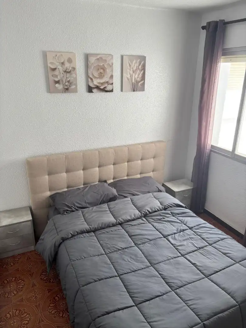 Habitación de Apartamento de alquiler en Moncofa con Aire acondicionado, Calefacción y Terraza