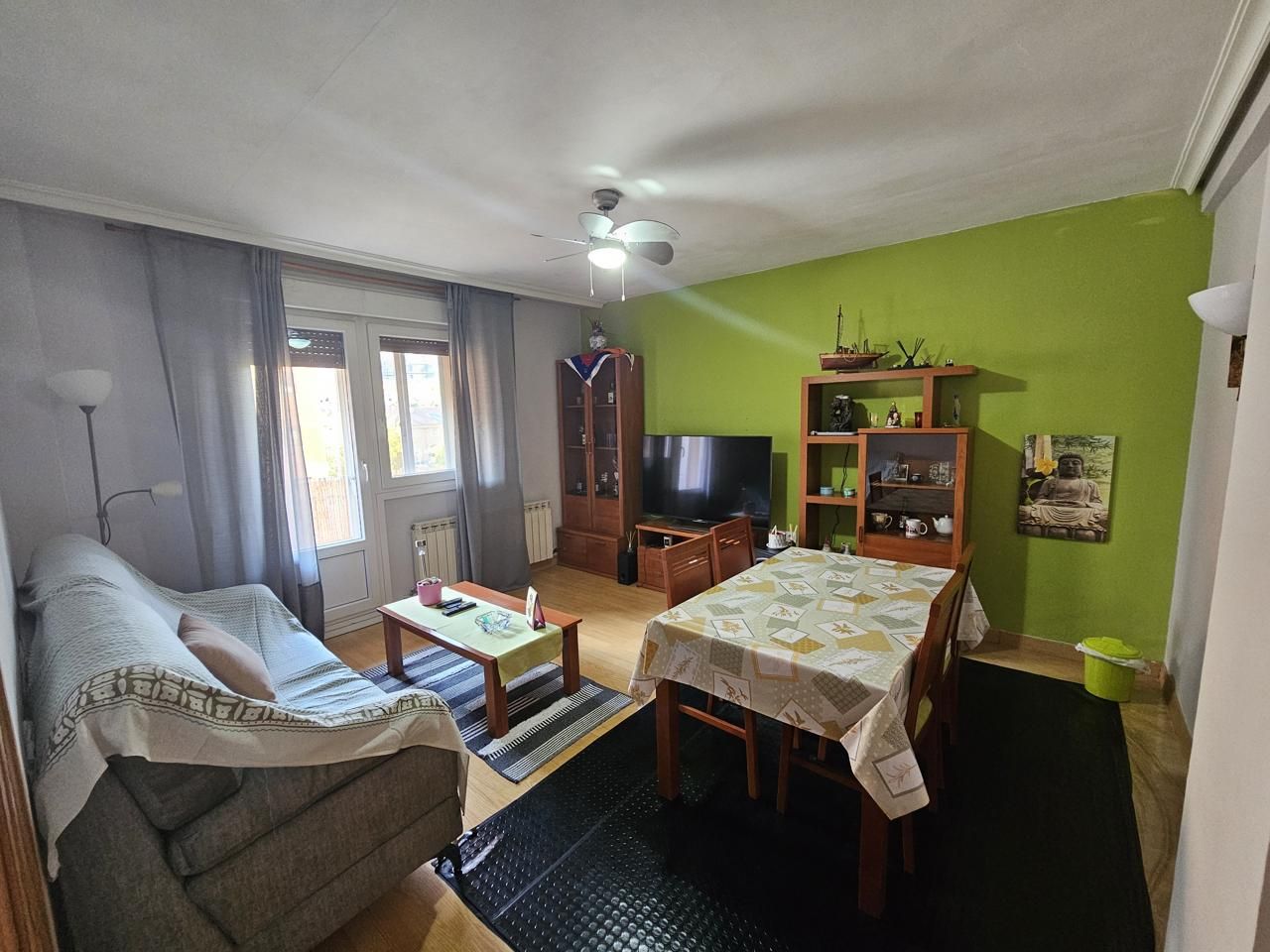 Living room of Flat for sale in Estella / Lizarra  with Heating, Terrace and Furnished