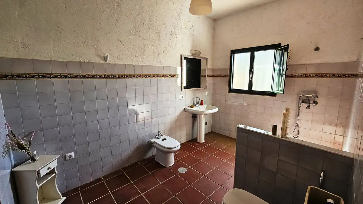 Bathroom of Country homes for sale in Zufre  with Private garden