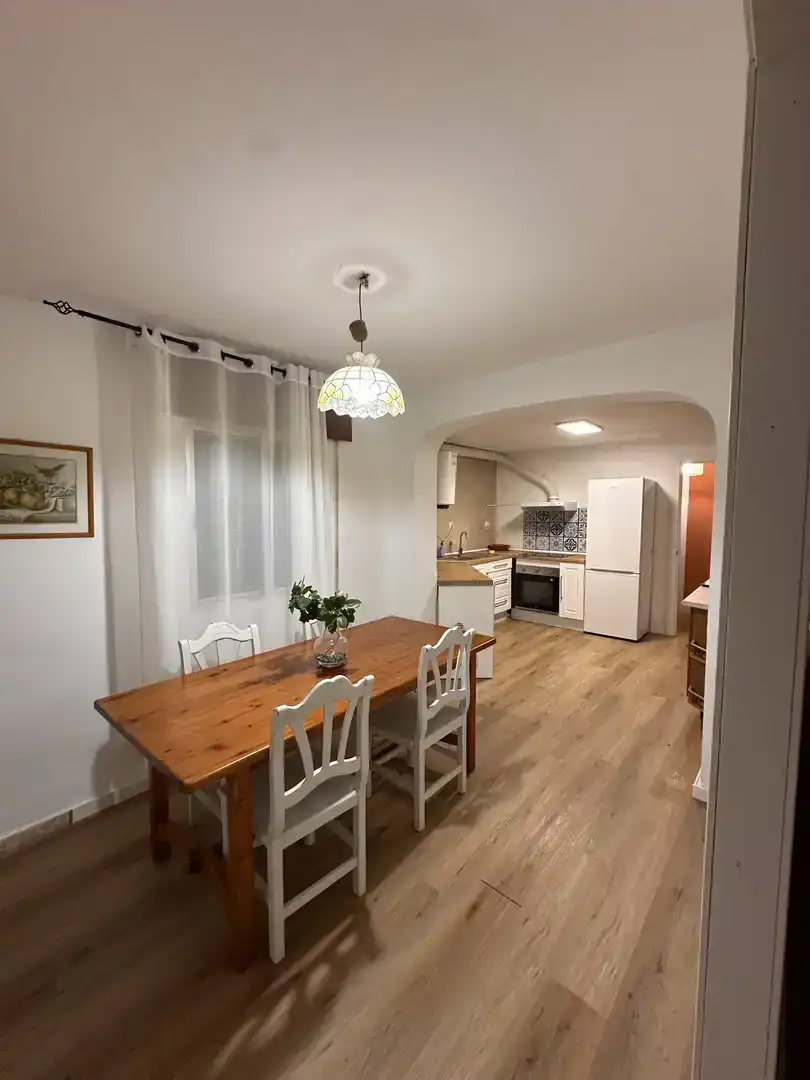 Cocina de Piso para compartir en La Línea de la Concepción con Aire acondicionado, Parquet y Piscina