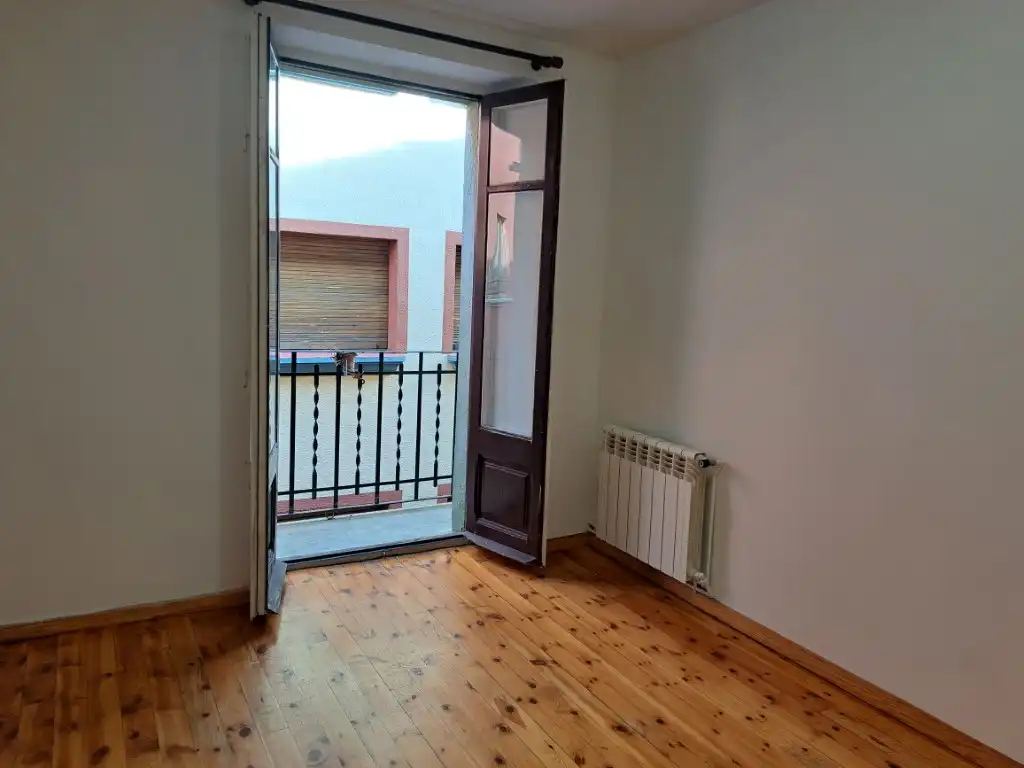 Schlafzimmer von Wohnungen zum Verkauf in Puigcerdà mit Heizung, Parkett und Abstellraum