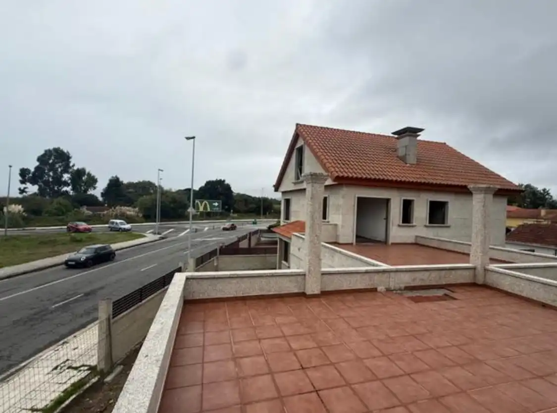 Habitatge amb jardí en venda a Avenida Praia Ladeira, imagen 2