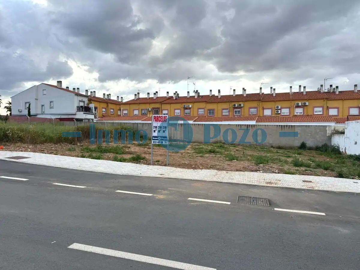 Terreni e lotti in vendita a Almendralejo, imagen 3