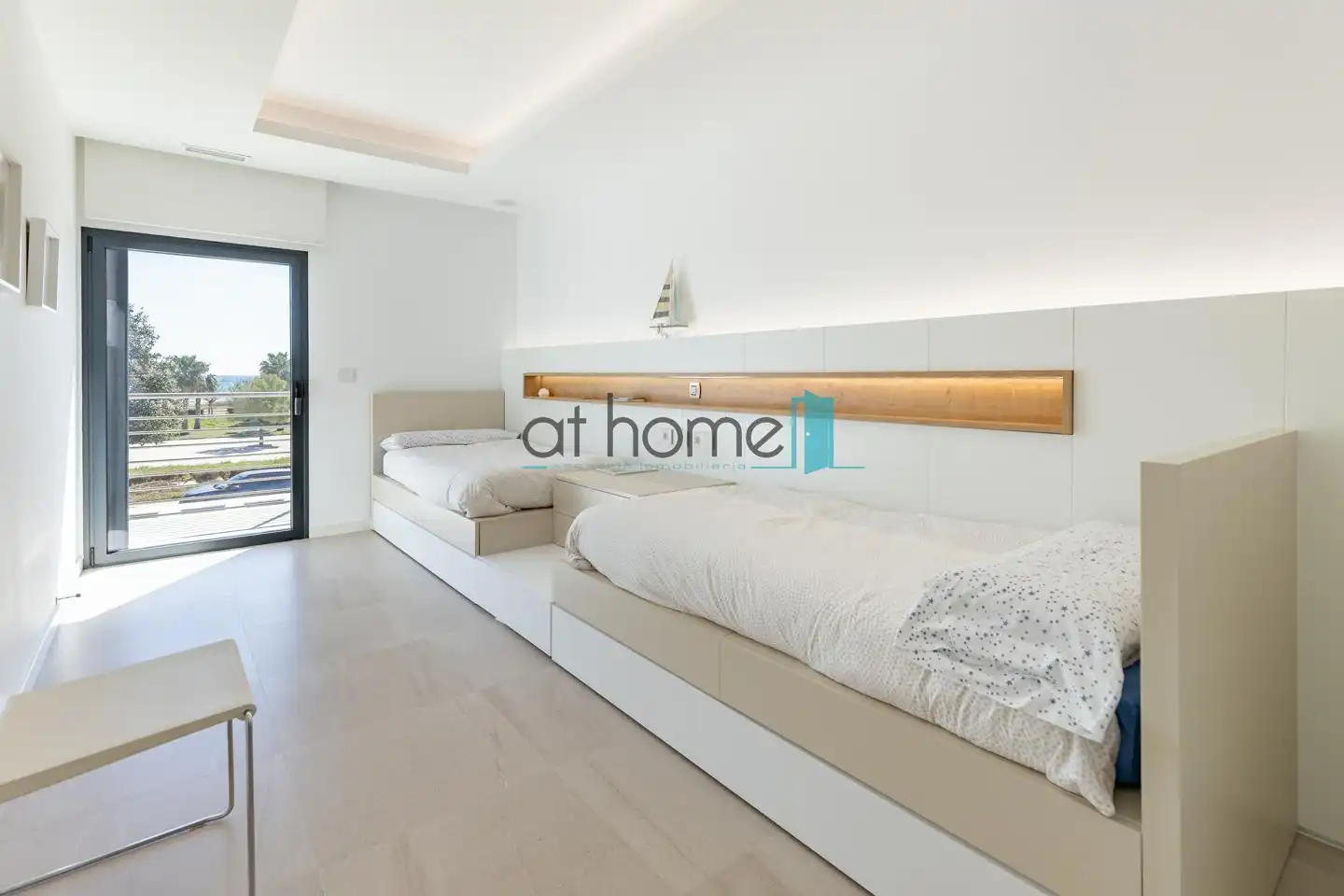 Dormitori de Casa o xalet en venda en Almenara amb Aire condicionat, Calefacció i Jardí privat