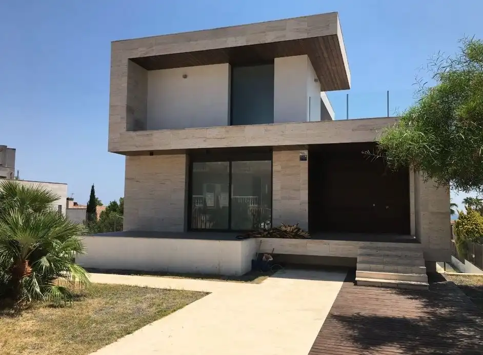Exterior view of Houses for rent in El Vendrell  with Air Conditioner, Heating and Private garden