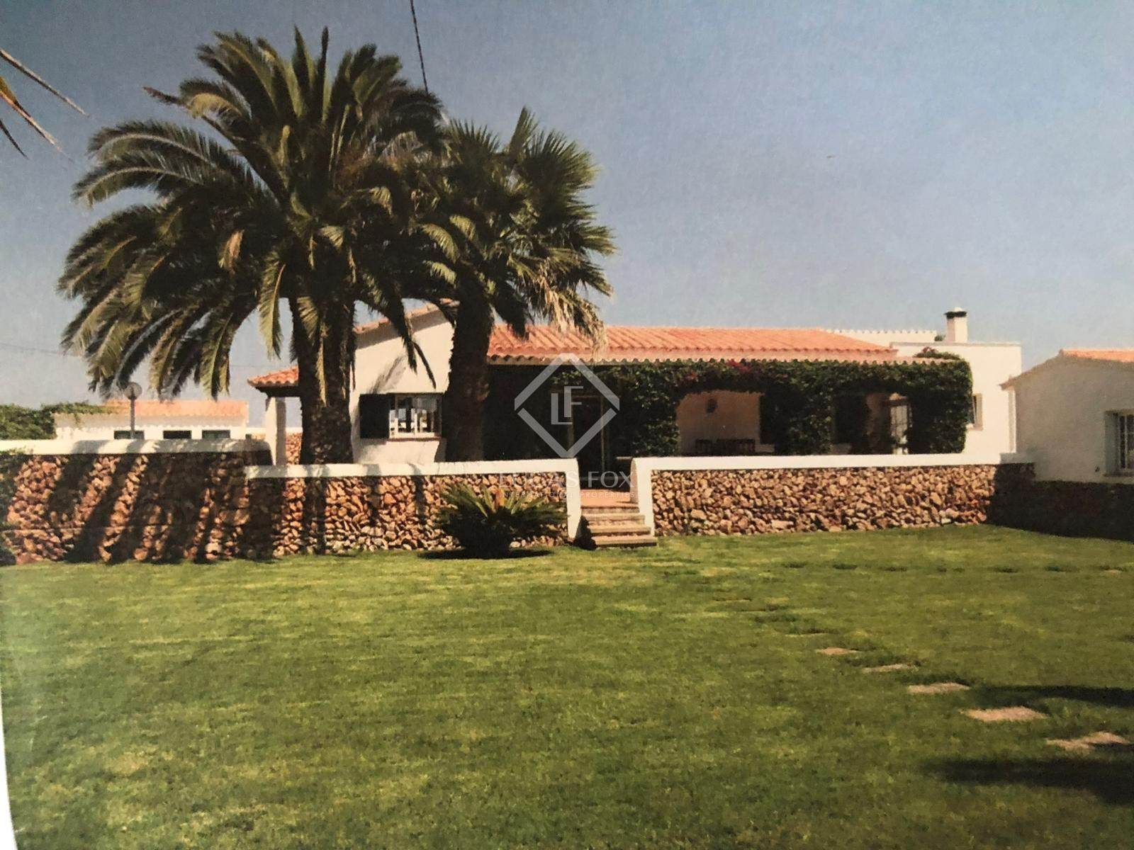 Exterior view of Country house for sale in Es Castell  with Air Conditioner, Heating and Private garden